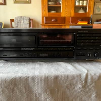 Onkyo Integra Compact Disc Player R1 DX7500 1988 - Black image 1