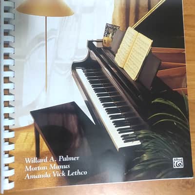 Alfred Music Adult All-In-One Piano Course Book One image 1