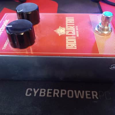TC Electronic Iron Curtain Noise Gate 2019 - Present - Orange image 4
