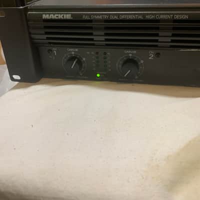 Mackie M800 FR Series 2-Channel Power Amplifier 2000 - 2005 - Dark Gray image 2