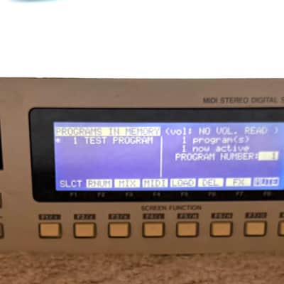 Akai S2800i MIDI Stereo Digital Sampler 1992 - White image 1