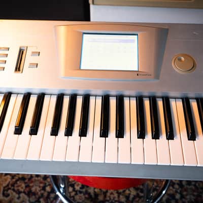 Korg Trinity 61 Music Workstation – Made in Japan – Very Good Condition – 100% Working image 3