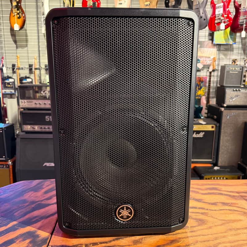 Yamaha CBR12 12" 2-way Passive Speaker 2014 - Present - Black image 1