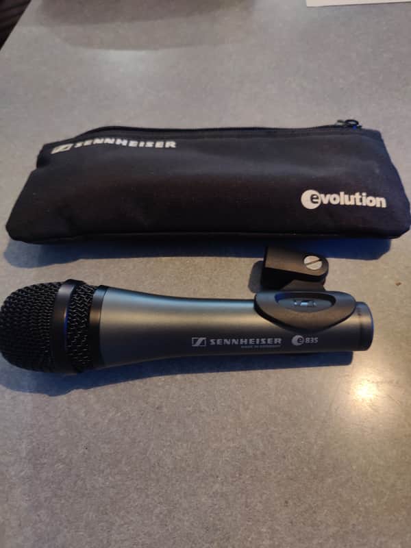 Sennheiser e835 Handheld Cardioid Dynamic Vocal Microphone