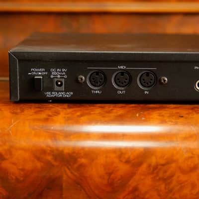Roland MT-32 Multi-Timbral Synth Module Vintage Pre-Owned image 4