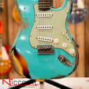 Fender Custom Shop Limited Edition '62 Strat - Heavy Relic - Faded Aged Sea Foam Green Over 3-Color Sunburst