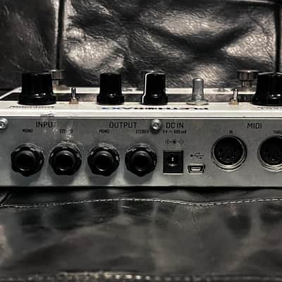 TC Electronic Plethora X3 TonePrint Multi-Effects Pedalboard 2022 - Present - White image 2