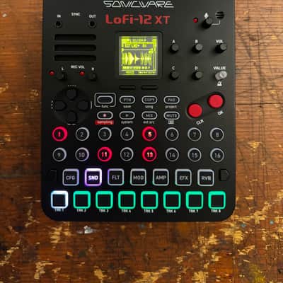 Sonicware LoFi-12 XT Portable Sampler Groovebox Bundle w/ Case, Power, Batteries & SD Card image 1
