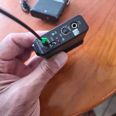 Lectrosonics 🎤 Lectrosonics UCR100 Wireless Receiver Set with LM6 Transmitter + Lavalier Microphone image 18