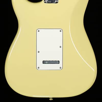 Fender Player II Stratocaster Maple Fingerboard Hialeah Yellow (112) image 4