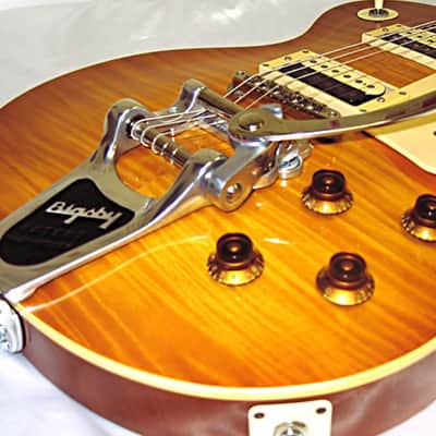 Vibramate V7-LP-C V7 Gibson Les Paul Adapter Kit For Bigsby B7 - Silver image 4