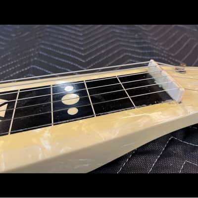 Supro Comet Lapsteel 1950s w/Rowe Stringtone - Pearloid image 15