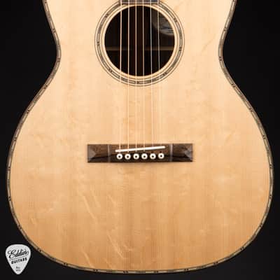 2025 - Bourgeois Victorian OMS-12 - Bearclaw Blue Sinker Sitka Spruce & Cocobolo image 3