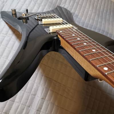 *RARE* 1980's Hondo H-2 (Korea) - Black w/SETUP/FRETWORK image 6