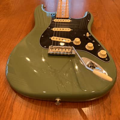 Fender American Professional Stratocaster image 2