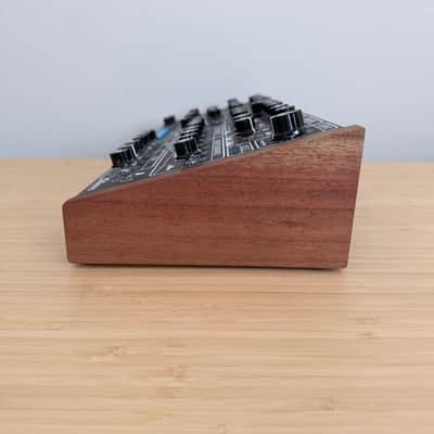 GS Music E7 Desktop Synthesizer (Black + Blue) image 5