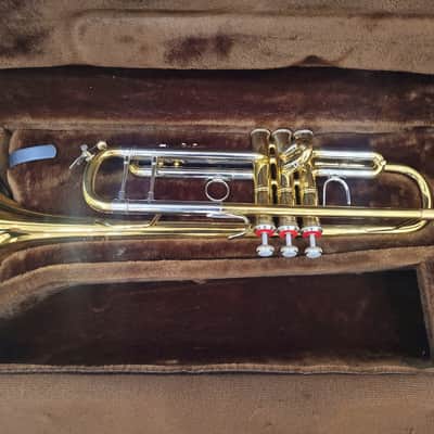 Bach 18037 Model 37 Stradivarius Trumpet image 2