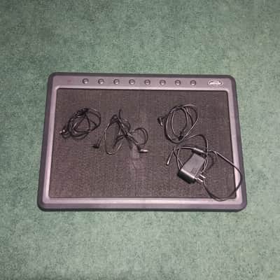 SKB 1SKB-PS-8 8-Port 9VDC Powered Pedalboard w/3 cables 2010s - Black image 1