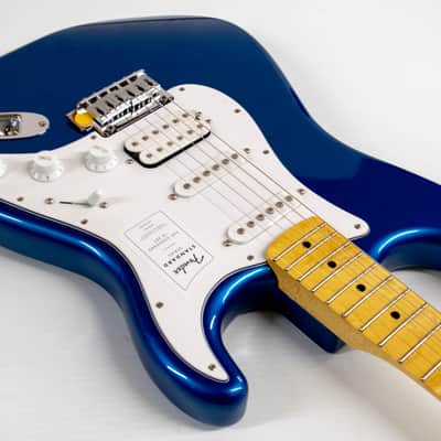 Fender Stratocaster Standard 2025 - Blue Metallic image 3