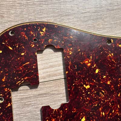Vintage Fender Precision 60 thru 71  Tortoise USA avri 62 60’s pickguard USA image 12