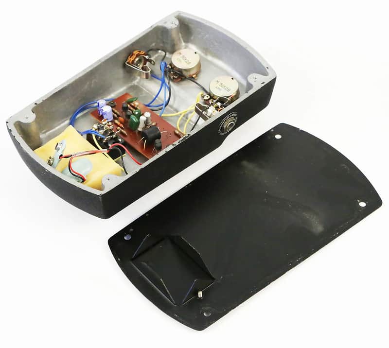 Roland AS-1 Sustainer | Reverb