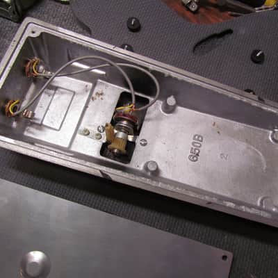 Vintage DeArmond Model 1602 Volume Pedal Works Perfectly Stays In Place NO SCRATCHEY POT DeArmond Volume Pedal image 5