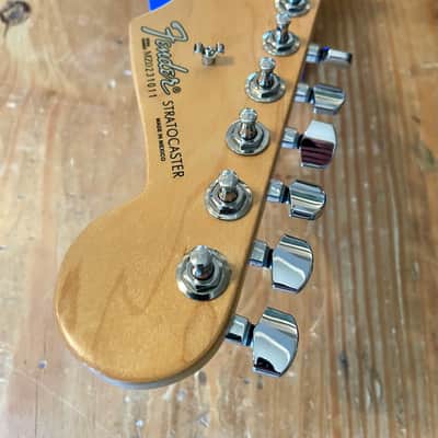 Fender Stratocaster Neck Rosewood Board Locking Nut Fender Tuners 2000 Model image 19