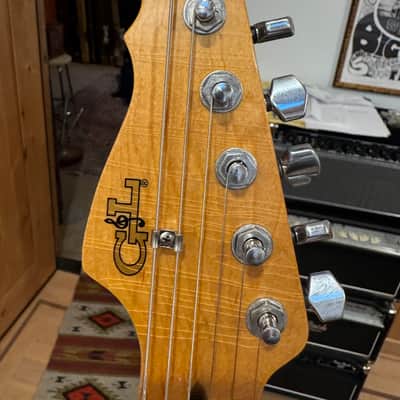 2025 G&L USA Custom Shop Icon Inspired Jimi Hendrix Legacy in Vintage White light Relic, reverse headstock, SSL2 pickups with Custom Shop Deluxe Gig Big! image 12