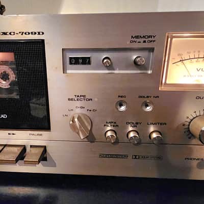Akai GXC-709D cassette tape deck image 9