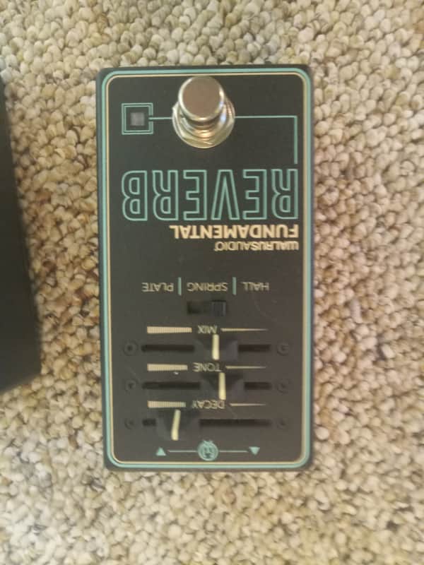 Walrus Audio Fundamental Reverb