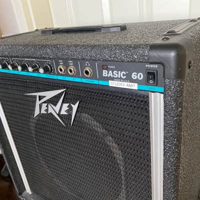 Peavey Basic 60, USA Cult Bass Combo with 12" Scorpion Speaker image 5