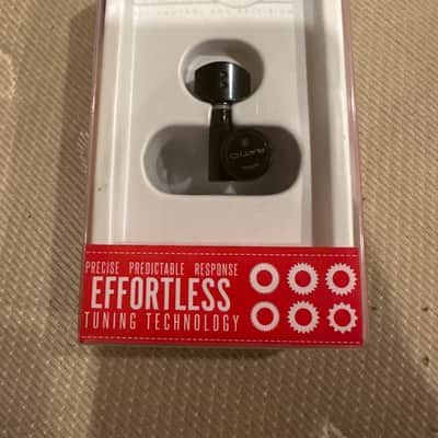 Graph Tech Ratio Locking 6 in-Line Staggered Tuners - Black image 2