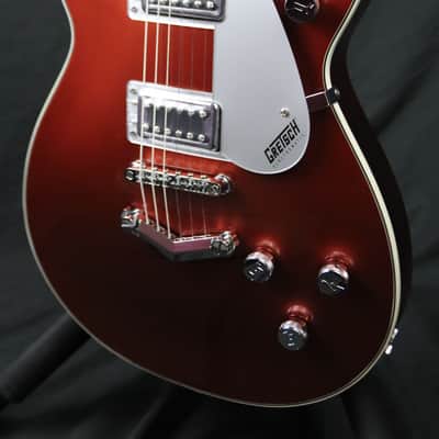 Gretsch G5220 Electromatic Jet BT with V-Stoptail 2020 - Present - Firestick Red (INCLUDES CASE AND FREE RETRO WALL CLOCK) image 5