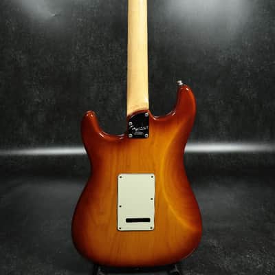 Fender American Elite Stratocaster with MF in Tobacco Sunburst [US19009910] (07/20) image 5