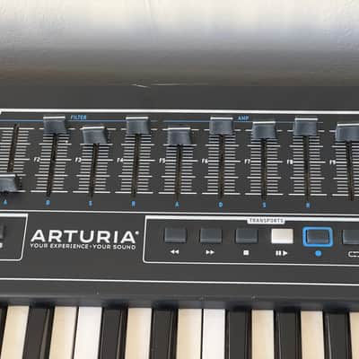 Arturia KeyLab 49 Black Edition MIDI Controller 2016 - Black image 4