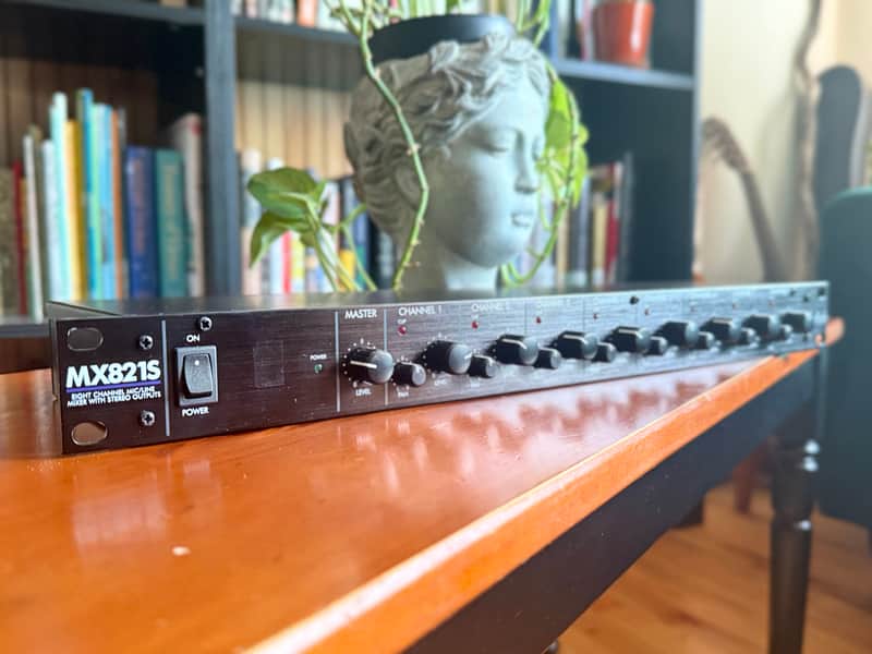 ART MX821S Mic/Line Level Mixer image 1