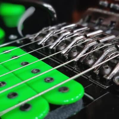 Ibanez JEM777V-BK Steve Vai Signature Vine 1990 - Black image 5