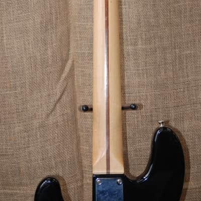 Fender Player II Precision Bass 2024 - Present - Black image 8