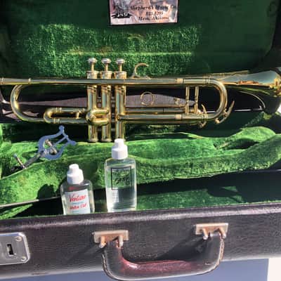 King Super 20 S2 1048 Trumpet w/ Hard Shell Case NICE image 1