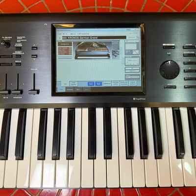 Korg Kronos 61 With OS 3.1.4 Loaded - Low Use - Excellent Condition! image 7