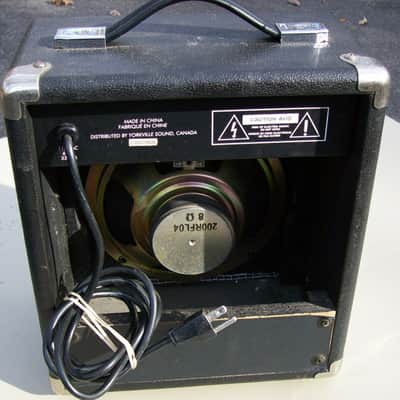 Traynor Guitar Mate 15W-1-8" SS Guitar Practice Amp image 4