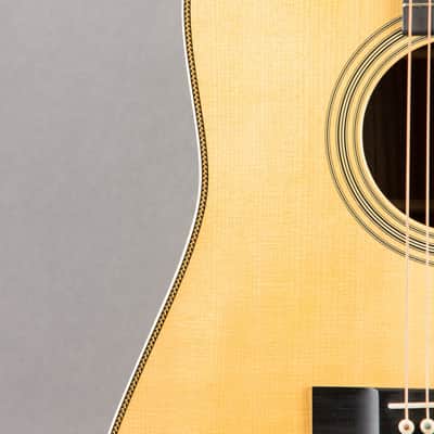 Martin Custom Shop HD-28 2021, Natural image 4