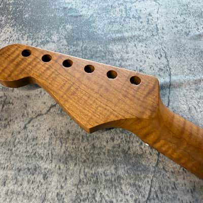BMC Guitar 5AAAAA FLAME MAPLE Neck Strat® Stratocaster® 22 Fret Roasted With Maple Fingerboard Nitro Lacquer 9.5 Radius STFMM5A #1 image 7