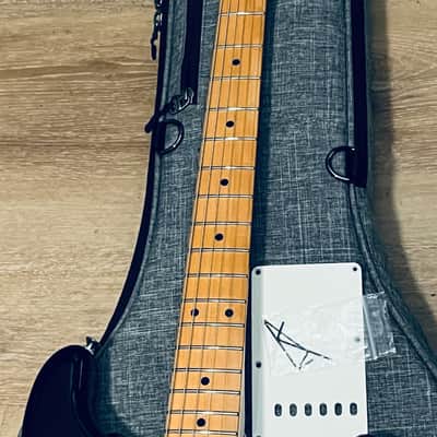 Fender Vintera II '50s Stratocaster with Noiseless DiMarzio Area 58 & VV Heavy Blues Pickups & Blender Pot - MINT image 12