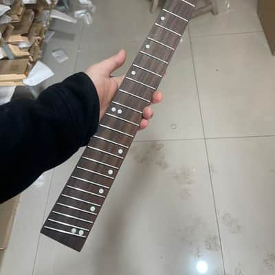 1 Headless Rosewood fingerboard Oblique farts 24frets Roasted maple electric guitar neck T profile 25.5 image 2