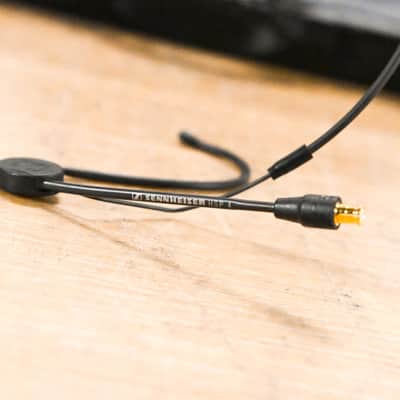 Sennheiser HSP-4 Over-Ear Microphone CG012CQ image 7