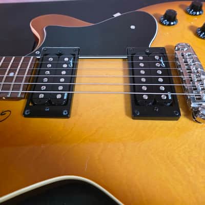 Godin Core CT HB 2010s - Lightburst image 4