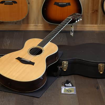 2011 Taylor GC8 Rosewood Slotted Grand Concert Acoustic Guitar Natural + OHSC