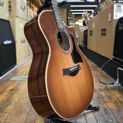 Taylor 414ce Studio Special Edition Acoustic-electric Guitar Honeyburst w/Softshell Case image 2