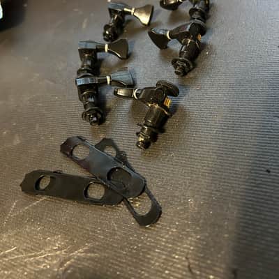 Hipshot Locking Tuners 3x3 2000s - Black image 3